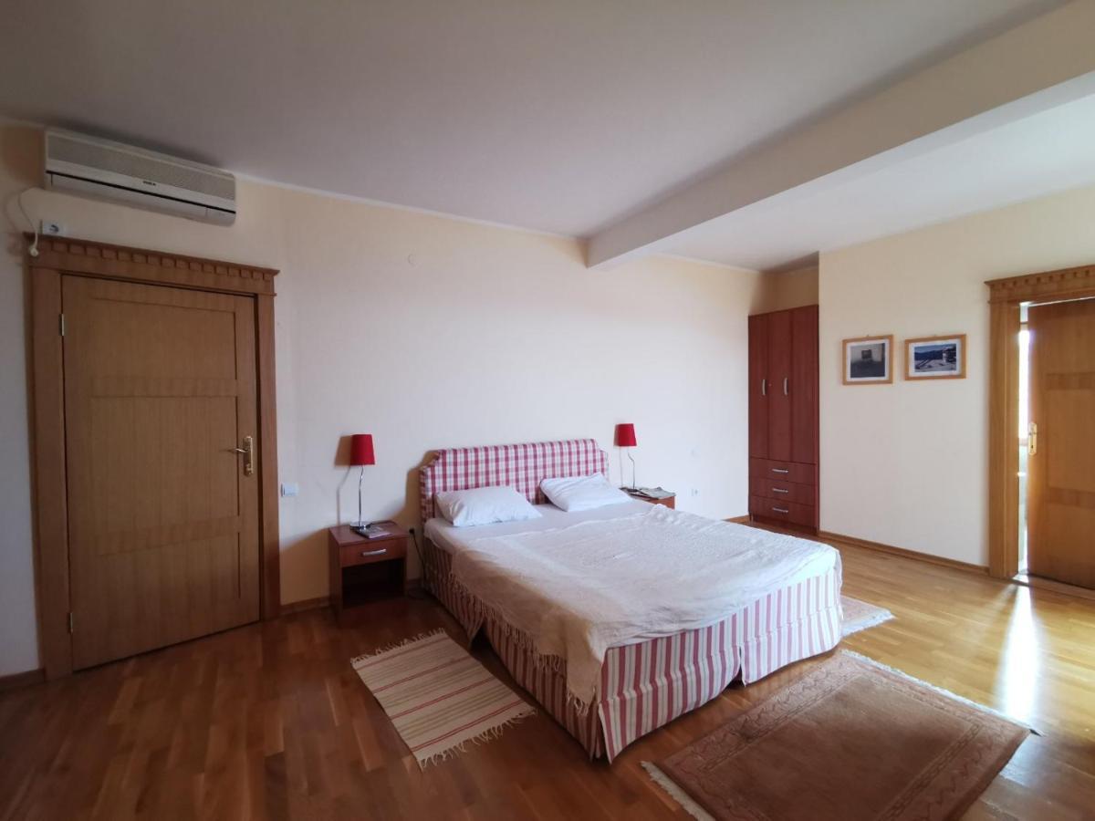 Lux Villa Provence Budva Dış mekan fotoğraf